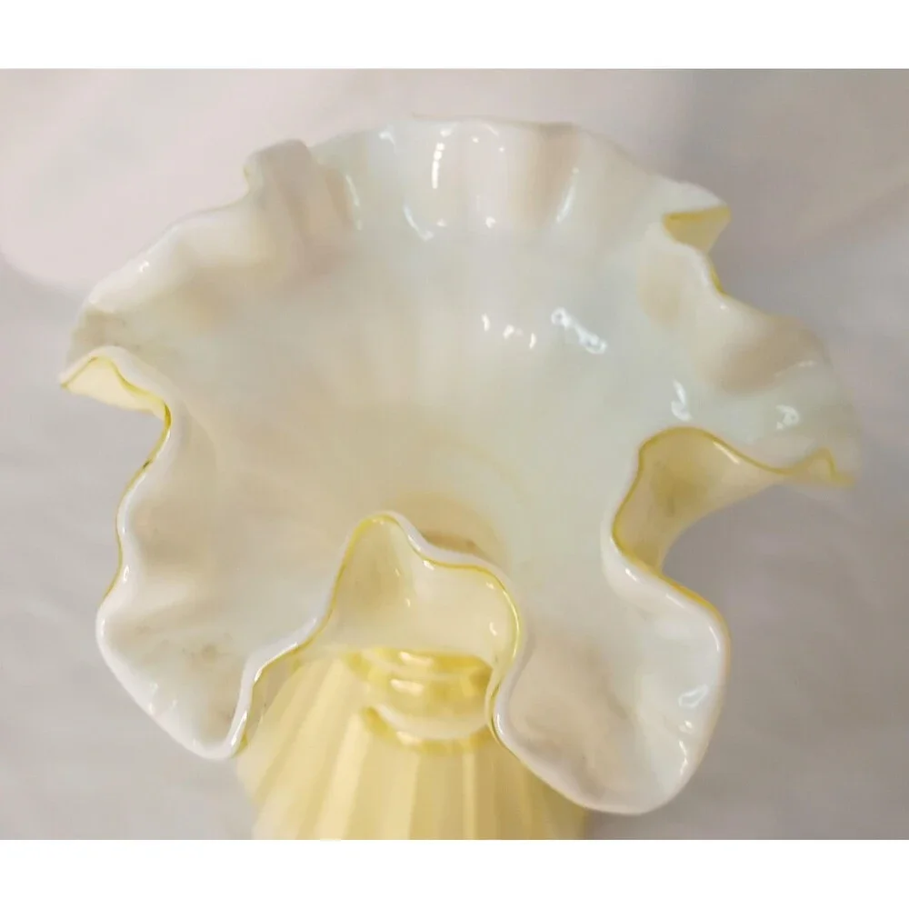 Fenton vintage yello